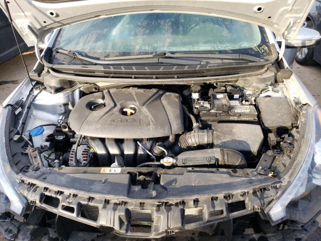 KNAFX6A81G5585937 - 2016 KIA FORTE EX SILVER photo 11