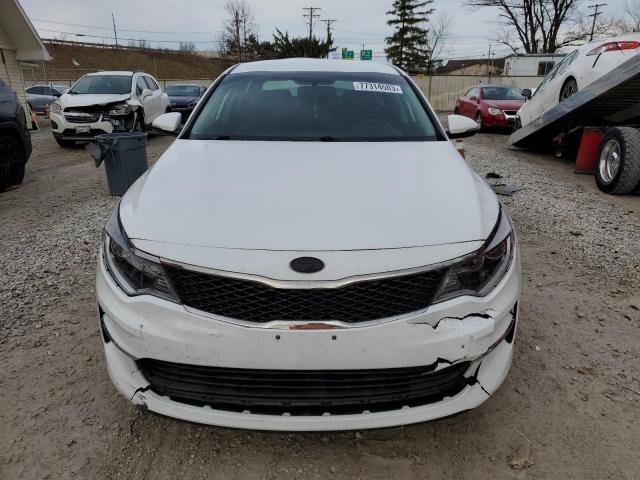 5XXGT4L37JG264965 - 2018 KIA OPTIMA LX WHITE photo 5