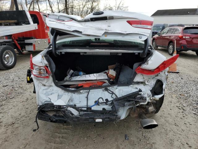 5XXGT4L37JG264965 - 2018 KIA OPTIMA LX WHITE photo 6