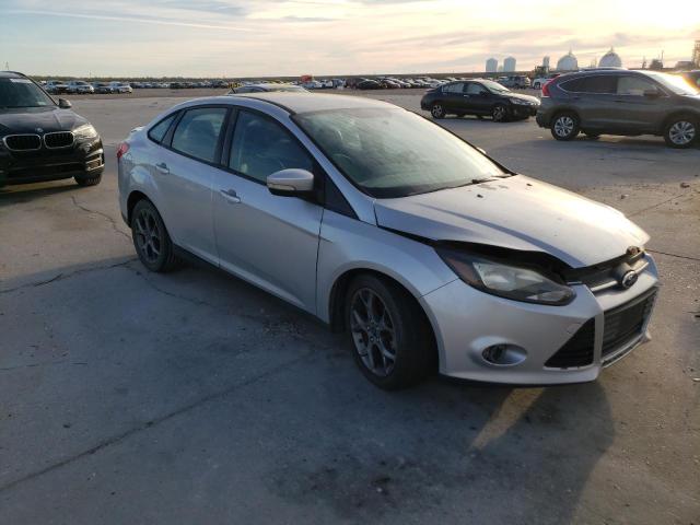 1FADP3F21DL252695 - 2013 FORD 1220 HST SE SILVER photo 4