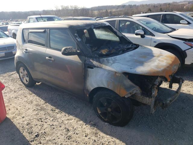 KNDJN2A25H7425198 - 2017 KIA SOUL CHARCOAL photo 4