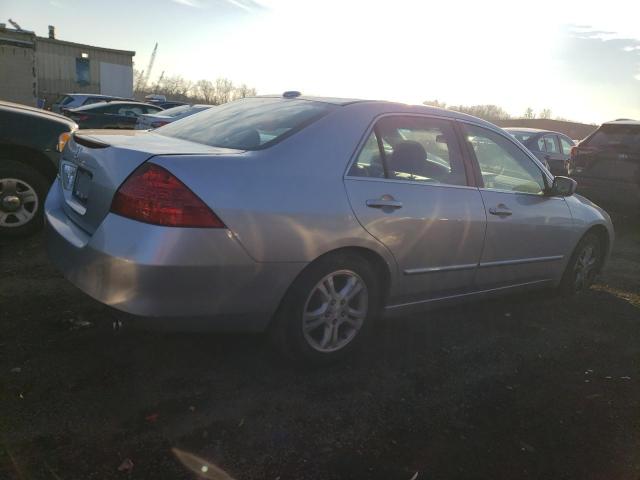 1HGCM56887A199624 - 2007 HONDA ACCORD EX SILVER photo 3