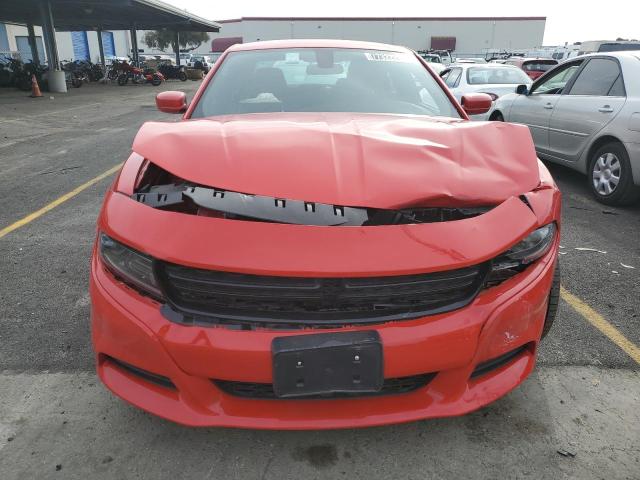 2C3CDXBG9NH250378 - 2022 DODGE CHARGER SXT RED photo 5