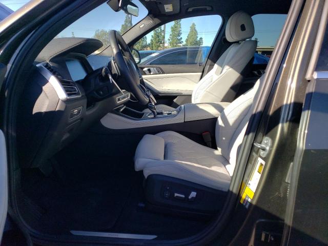 5UXTA6C09P9S01568 - 2023 BMW X5 XDRIVE45E GOLD photo 7