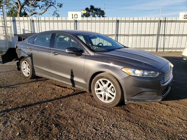 3FA6P0H71GR342208 - 2016 FORD FUSION SE GRAY photo 4