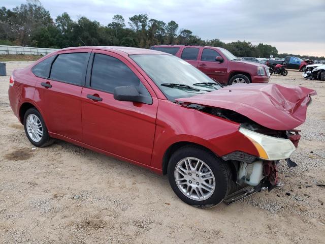 1FAHP3FN4BW132784 - 2011 FORD FOCUS SE MAROON photo 4