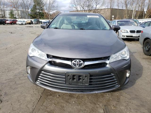4T4BF1FK9FR450870 - 2015 TOYOTA CAMRY LE GRAY photo 5