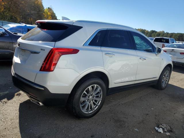 1GYKNARS1HZ143514 - 2017 CADILLAC XT5 WHITE photo 3