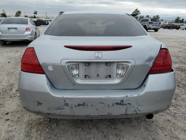 1HGCM56487A147231 - 2007 HONDA ACCORD LX SILVER photo 6