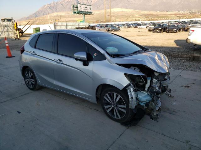 3HGGK5H8XFM737925 - 2015 HONDA FIT EX SILVER photo 4