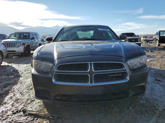 2C3CDXBG2DH705621 - 2013 DODGE CHARGER SE CHARCOAL photo 5