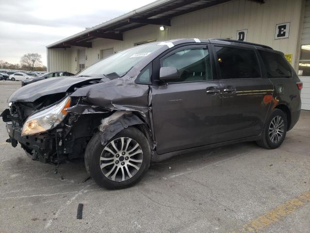 2019 TOYOTA SIENNA XLE, 