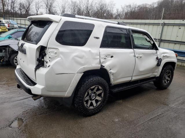 JTEBU5JR8J5498312 - 2018 TOYOTA 4RUNNER SR5/SR5 PREMIUM 白色 照片 3