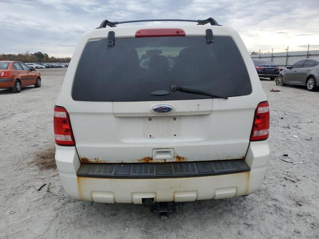 1FMCU9DG9BKB31038 - 2011 FORD ESCAPE XLT WHITE photo 6