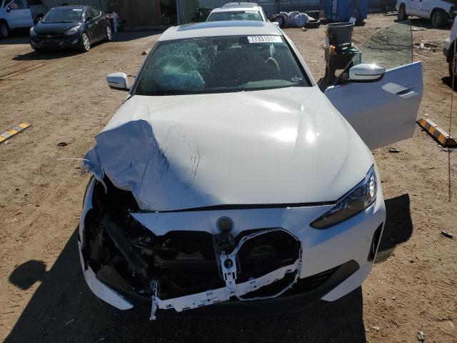 WBY43AW08RFS09386 - 2024 BMW I4 EDRIVE 35 WHITE photo 11