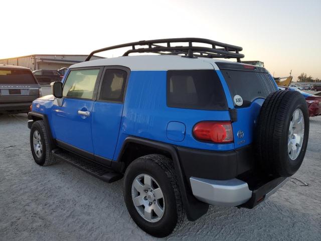 JTEBU11F770099119 - 2007 TOYOTA FJ CRUISER BLUE photo 2