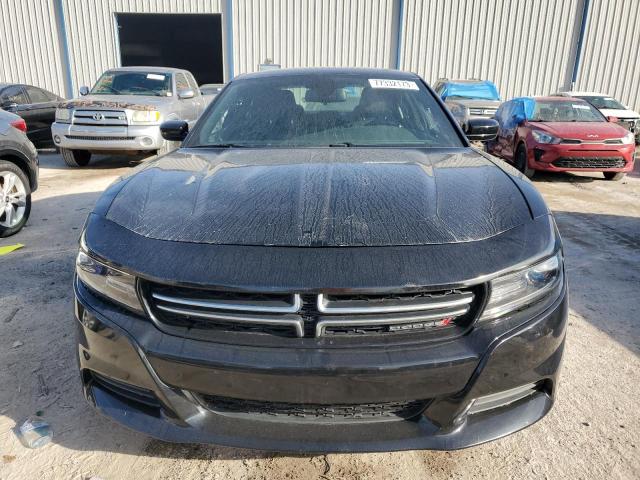 2C3CDXBG3HH618946 - 2017 DODGE CHARGER SE BLACK photo 5