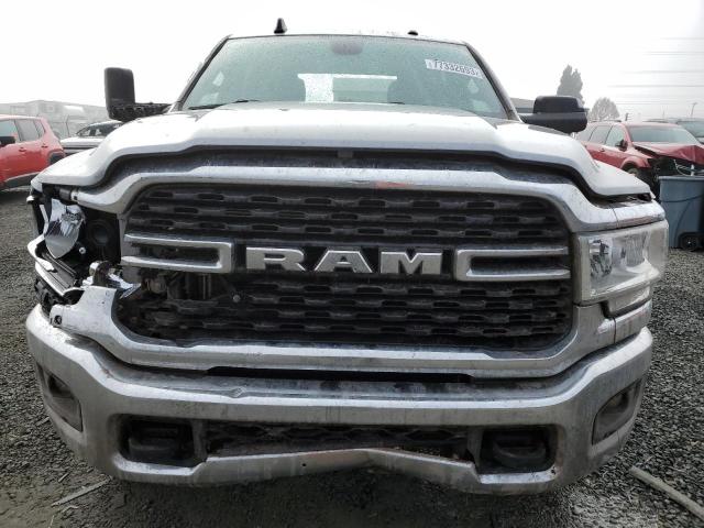 3C6UR5DL2NG232635 - 2022 RAM 2500 BIG HORN/LONE STAR SILVER photo 5