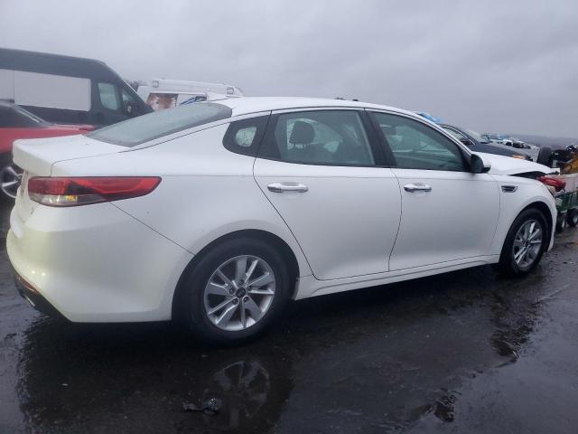 KNAGT4L39G5098846 - 2016 KIA OPTIMA LX WHITE photo 3