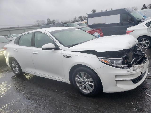 KNAGT4L39G5098846 - 2016 KIA OPTIMA LX WHITE photo 4