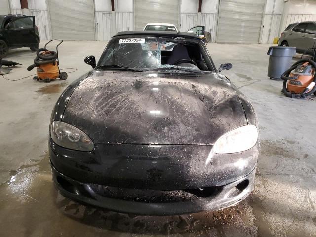 JM1NB353X40401663 - 2004 MAZDA MX-5 MIATA BASE BLACK photo 5