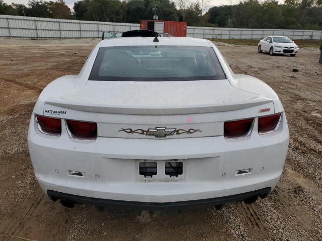 2G1FK1EJ9B9142263 - 2011 CHEVROLET CAMARO 2SS WHITE photo 6