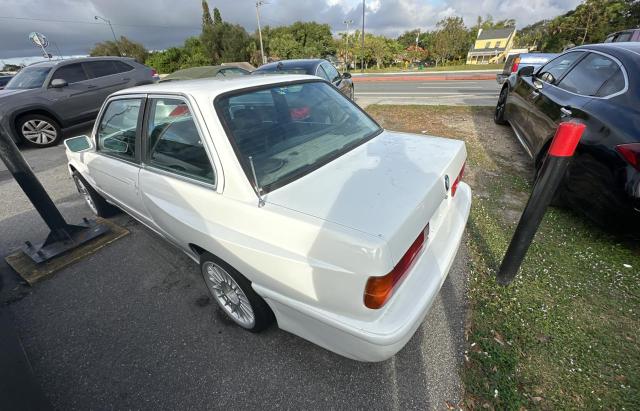 WBAAK7401F8769955 - 1985 BMW 318 I WHITE photo 3