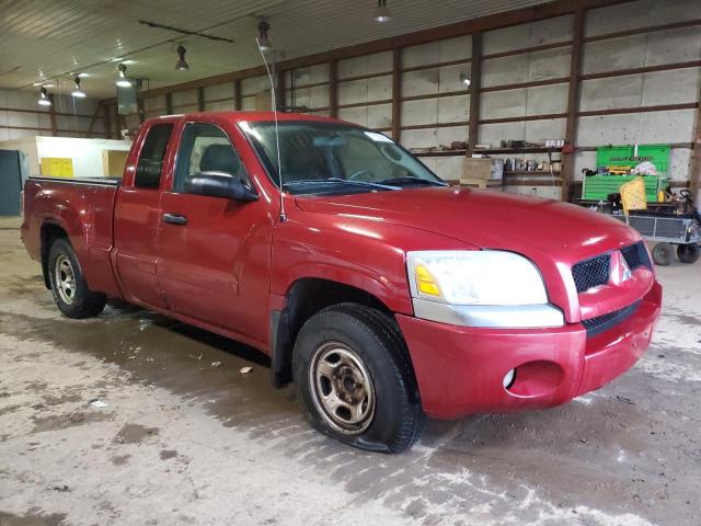 1Z7HC22K37S162762 - 2007 MITSUBISHI RAIDER LS RED photo 4