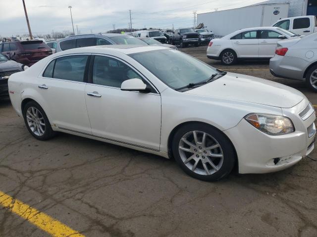 1G1ZE5E71BF114223 - 2011 CHEVROLET MALIBU LTZ თეთრი ფოტო 4