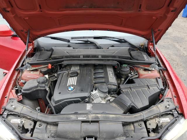 WBAPH7C50BE678211 - 2011 BMW 328 I RED photo 11