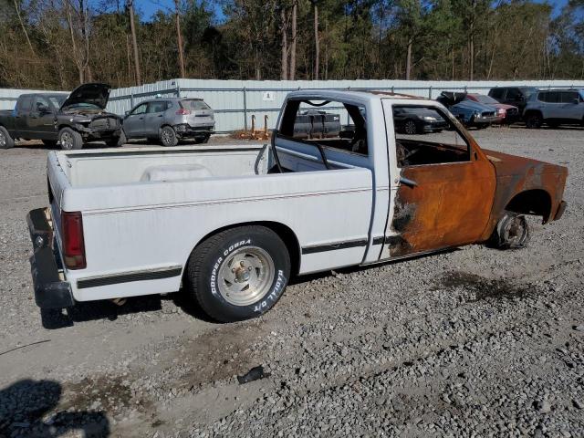 1GCBS14B3D2182226 - 1983 CHEVROLET S TRUCK S10 WHITE photo 3