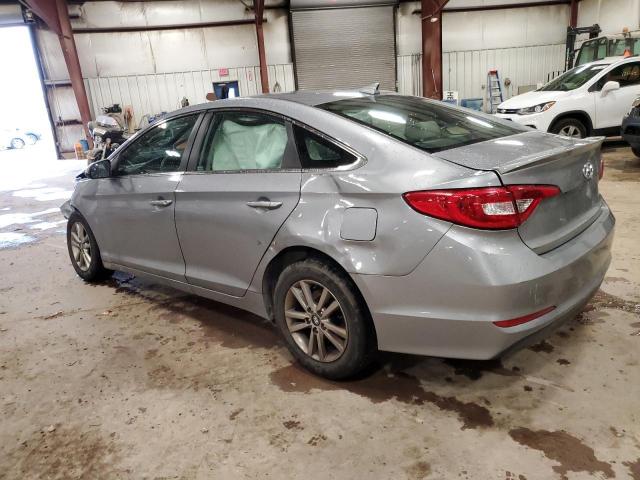 5NPE24AF8FH130307 - 2015 HYUNDAI SONATA SE SILVER photo 2