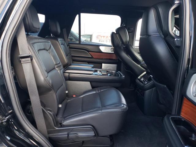 5LMJJ2LTXJEL11094 - 2018 LINCOLN NAVIGATOR RESERVE BLACK photo 11