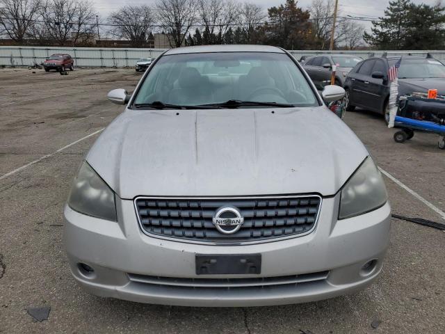 1N4AL11D05C362361 - 2005 NISSAN ALTIMA S SILVER photo 5