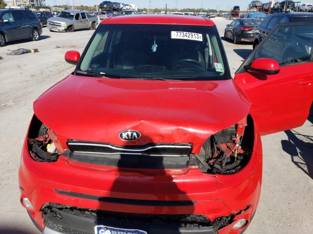 KNDJP3A5XJ7517763 - 2018 KIA SOUL + RED photo 12