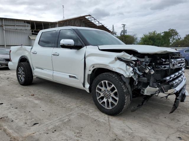 5TFMA5ABXNX004356 - 2022 TOYOTA TUNDRA CREWMAX PLATINUM Weiß Foto 4