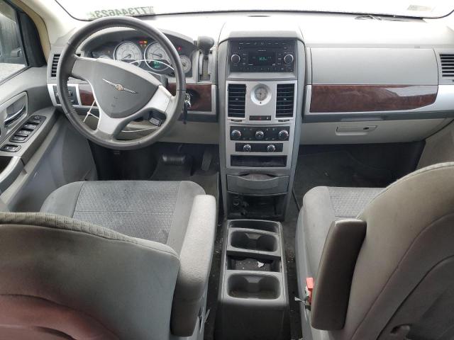 2A8HR54139R631085 - 2009 CHRYSLER TOWN & COU TOURING BLUE photo 8