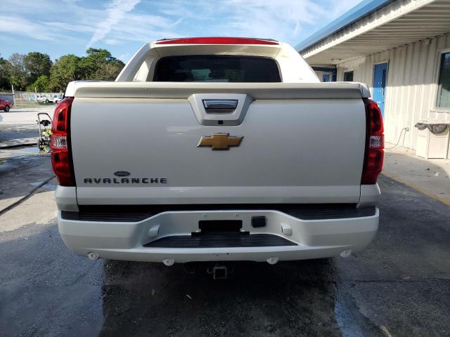 3GNTKGE75DG249473 - 2013 CHEVROLET AVALANCHE LTZ WHITE photo 6