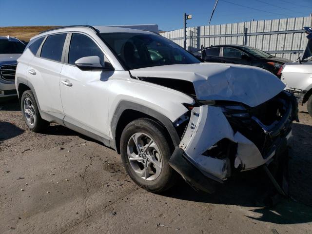 5NMJBCAE8NH060741 - 2022 HYUNDAI TUCSON SEL WHITE photo 4