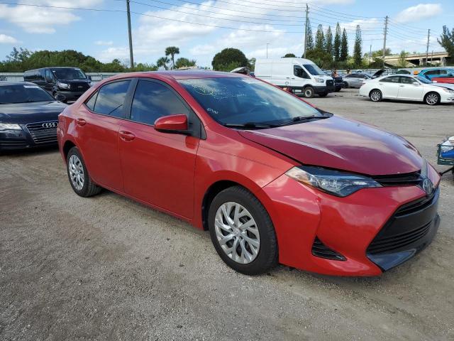 5YFBURHE4HP677300 - 2017 TOYOTA COROLLA L RED photo 4