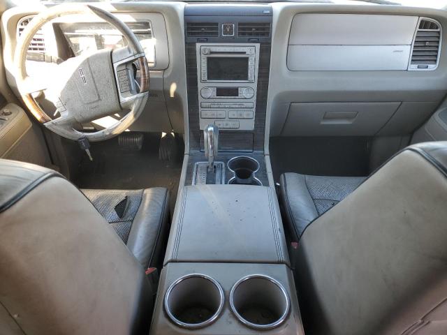 5LMFU28508LJ09989 - 2008 LINCOLN NAVIGATOR 蓝色 照片 8