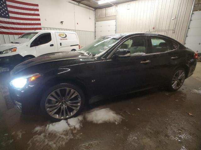 2016 INFINITI Q70 3.7, 