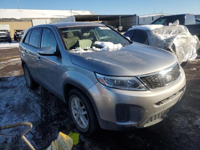 5XYKT3A63EG487023 - 2014 KIA SORENTO LX SILVER photo 4