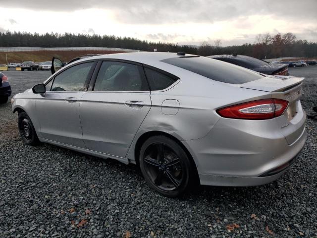 3FA6P0H76GR221772 - 2016 FORD FUSION SE SILVER photo 2