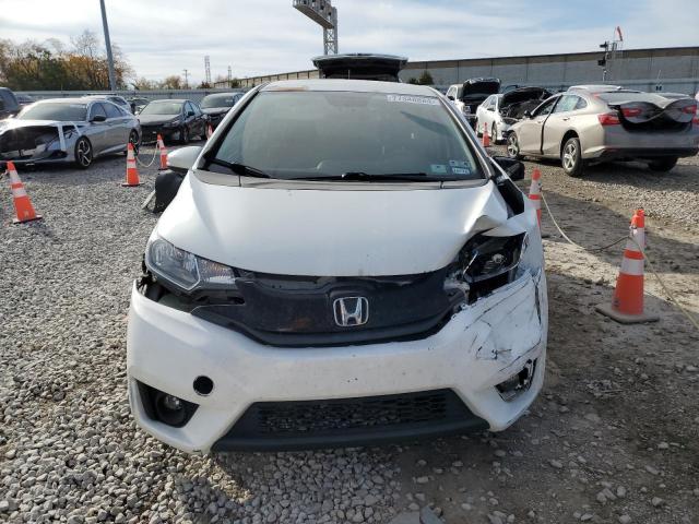 3HGGK5G59FM738927 - 2015 HONDA FIT LX WHITE photo 5