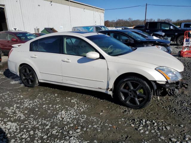 1N4BA41E44C903138 - 2004 NISSAN MAXIMA SE WHITE photo 4