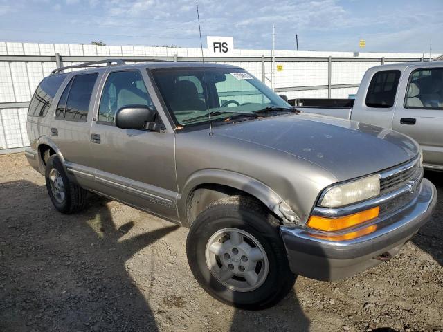 1GNDT13W6W2190356 - 1998 CHEVROLET BLAZER TAN photo 4