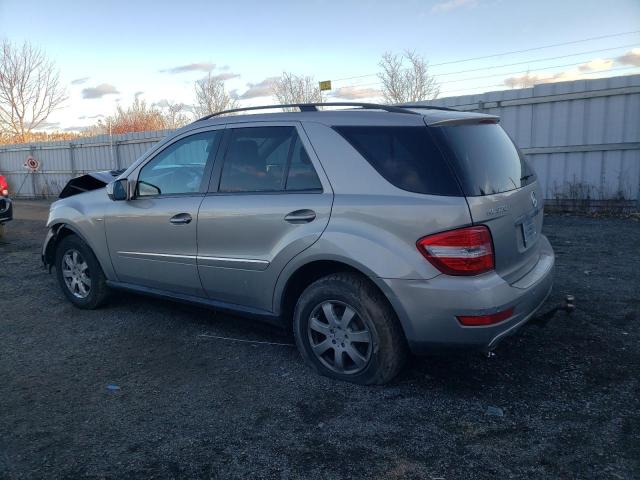 4JGBB25E09A514730 - 2009 MERCEDES-BENZ ML GRAY photo 2