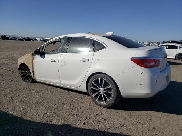 1G4PR5SK7H4110401 - 2017 BUICK VERANO SPORT TOURING WHITE photo 2