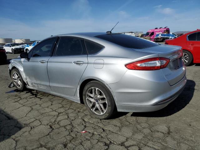 3FA6P0H72GR116579 - 2016 FORD FUSION SE SILVER photo 2